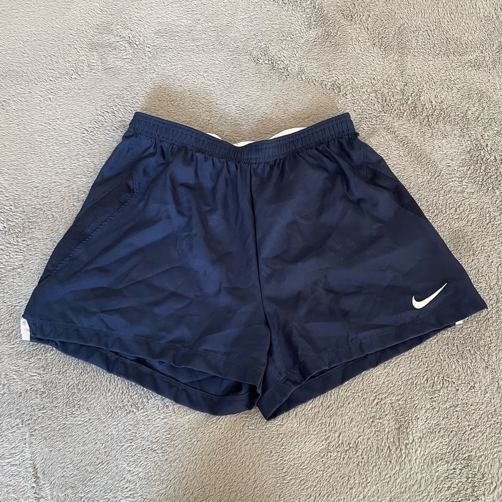 Nike dri-fit shorts women’s